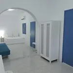 Jorgos Studios Pollonia