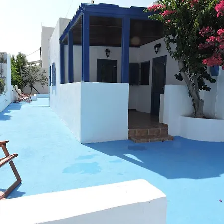 Jorgos Studios Pollonia