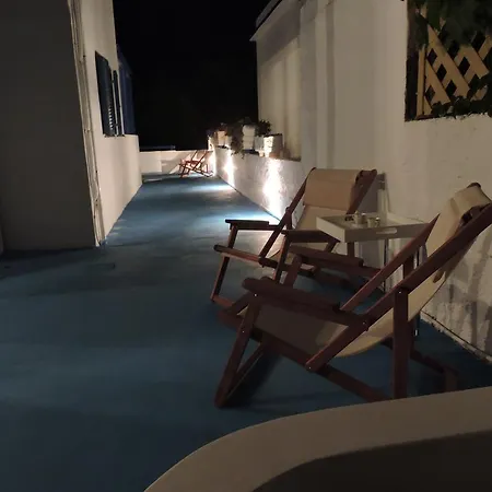 Lägenhet Jorgos Studios Pollonia