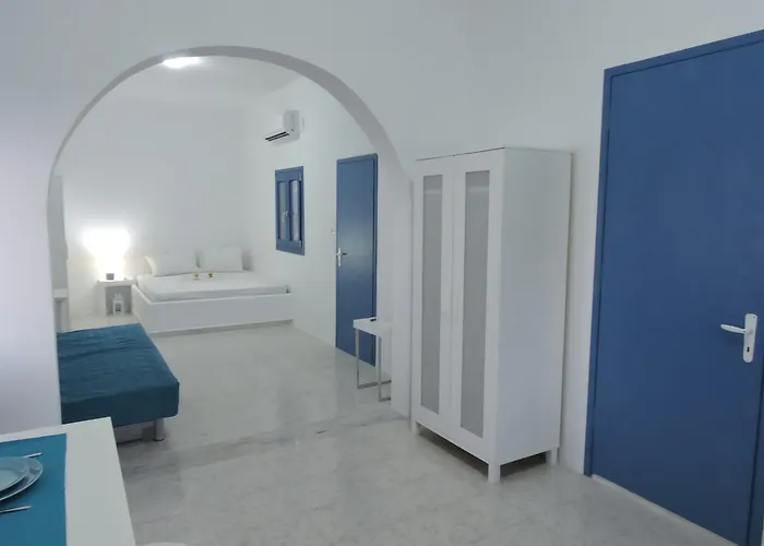 Jorgos Поллония